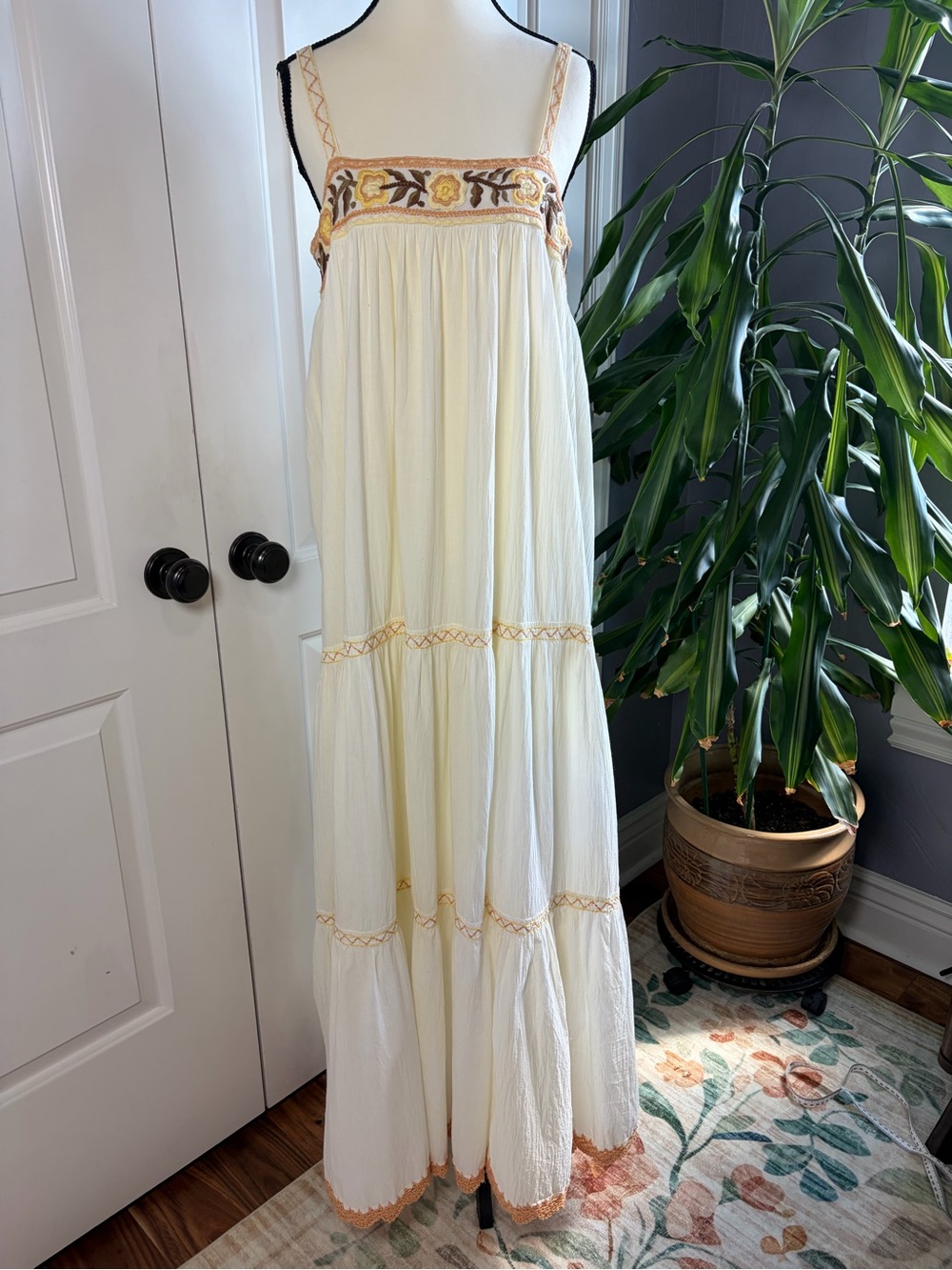 Chasing Unicorns RARE Cream Maxi Dress with Yellow Embroidery - Picture 2 of 15